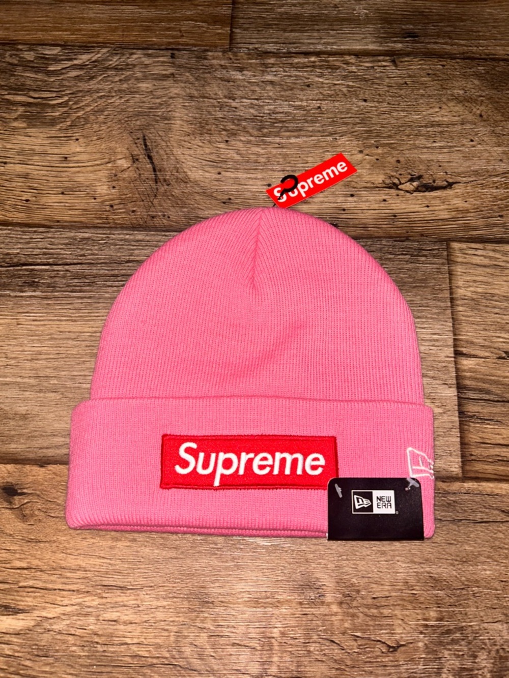 🔴New with Tags 🏷️ Supreme x New Era Pink Box Logo Cuff Beanie unisex